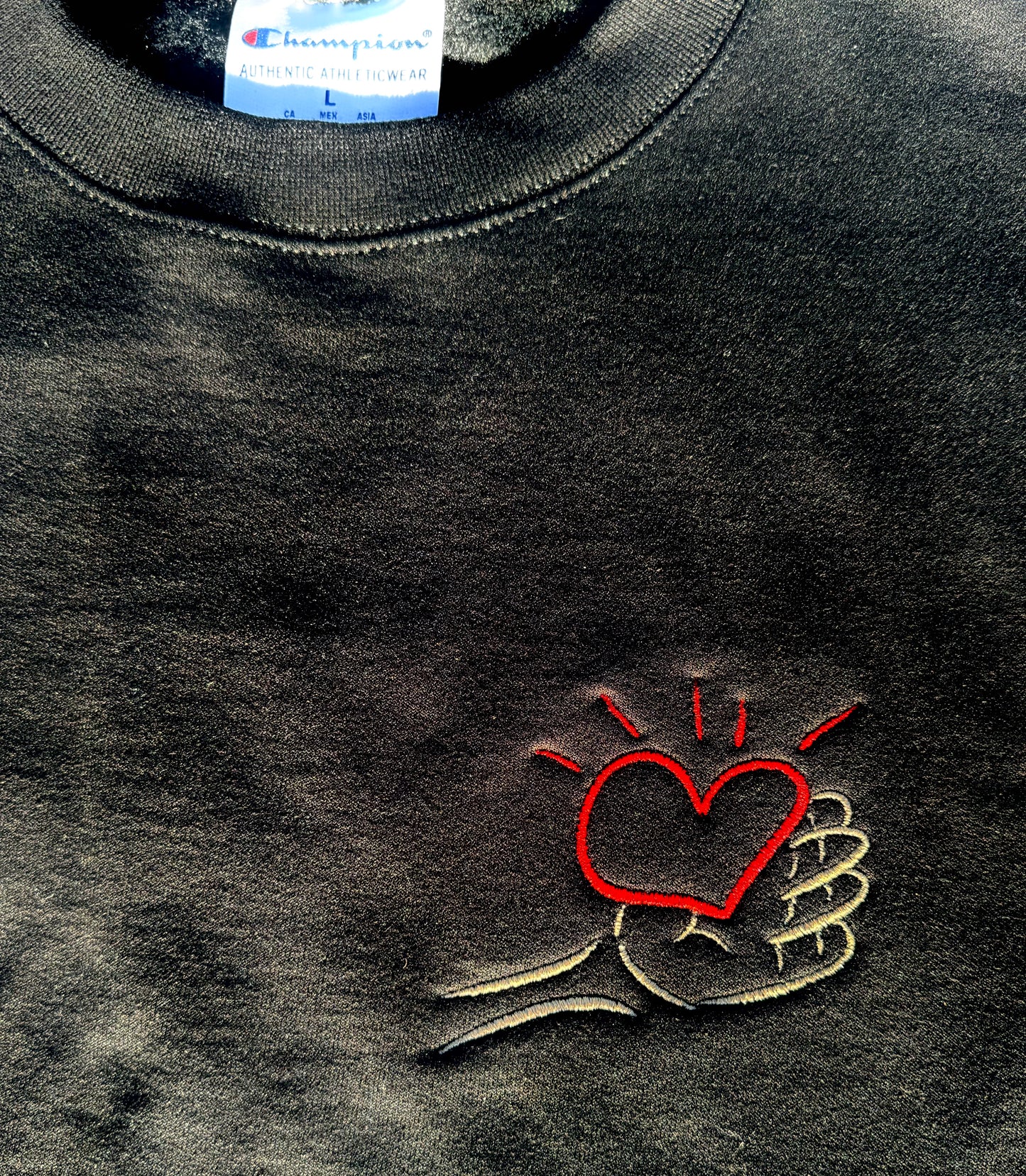 “Show Love” Champion Crew Sweatshirt black/red/gold