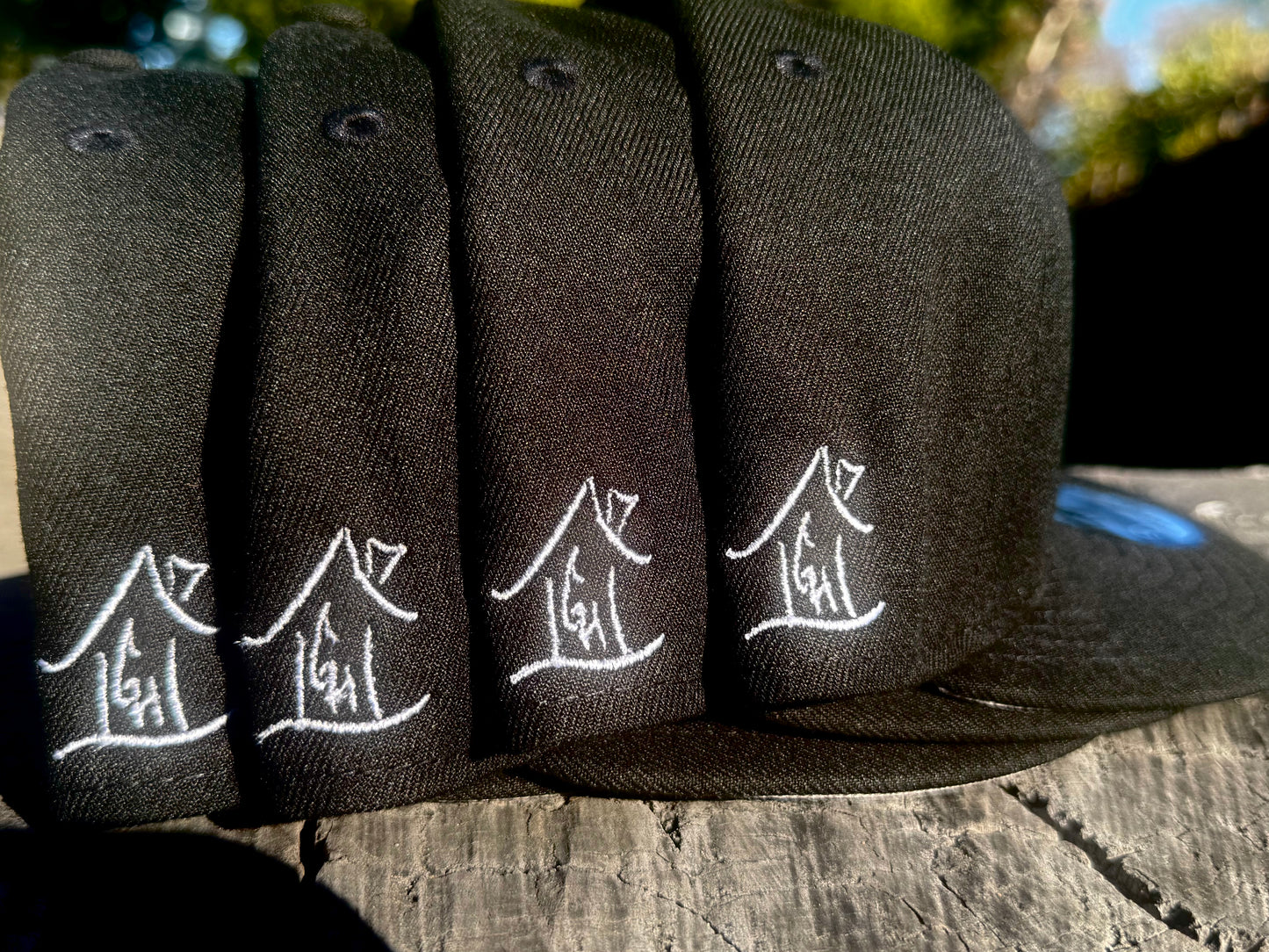 The “Goods” NEW ERA Snapback hat black/white